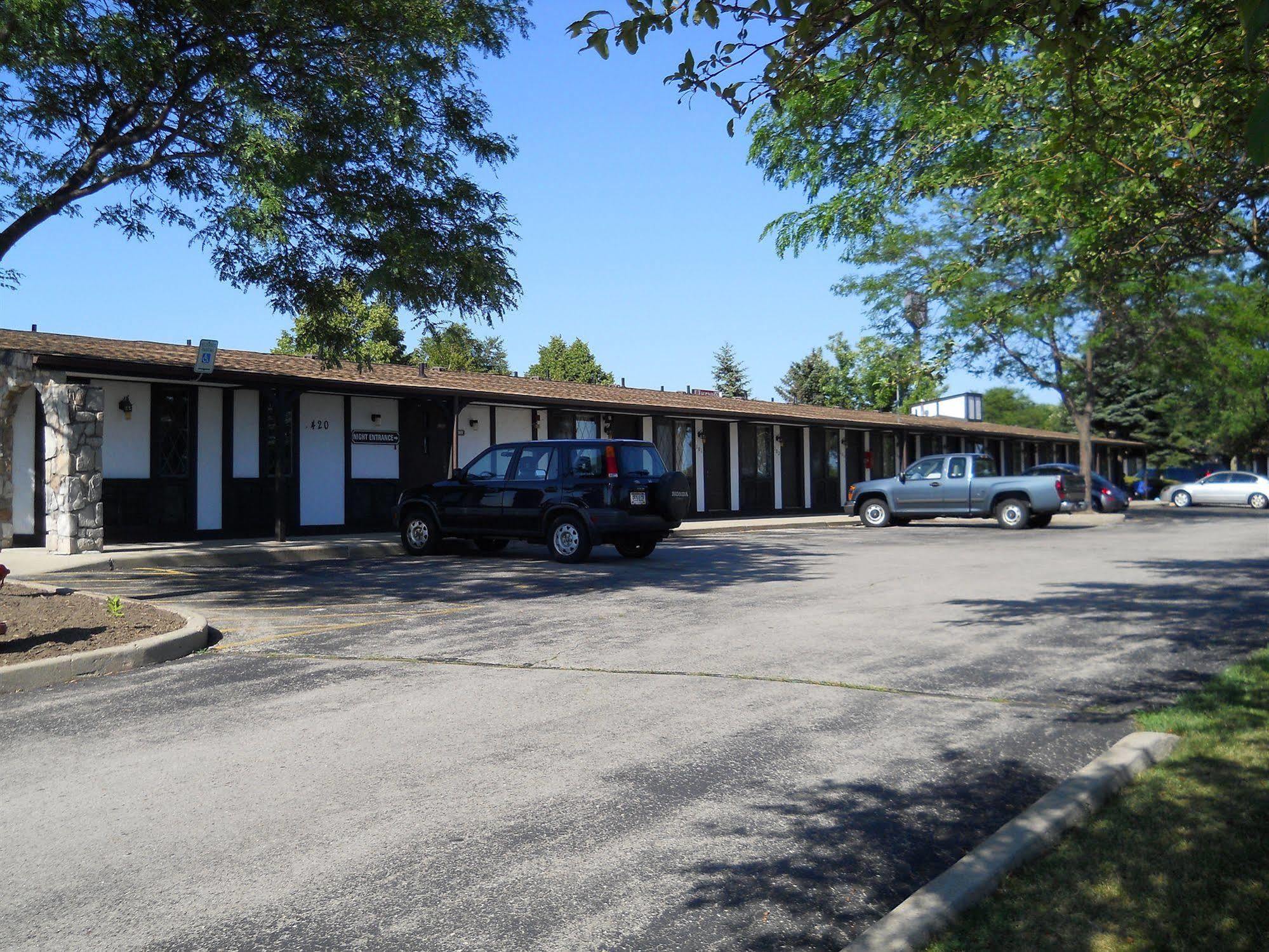 Value Inn Motel - Milwaukee Airport South Oak Creek Exterior photo
